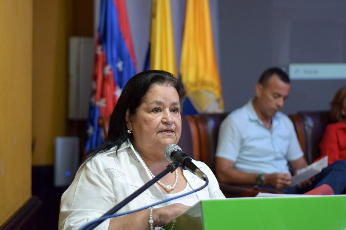 VEXUnimagdalena's tweet photo. Así vivimos nuestro diálogo ‘Perspectivas del ordenamiento territorial y situación de la educación en el Departamento del Magdalena’, con el apoyo del Observatorio de Desarrollo Territorial Sostenible y el Observatorio de Educación de @unimagdalena y la participación…Sigue⬇️ https://t.co/kfQytCBMdv