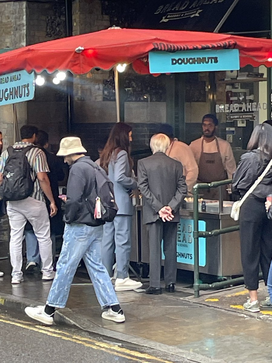 Gabriel Pogrund tweet media