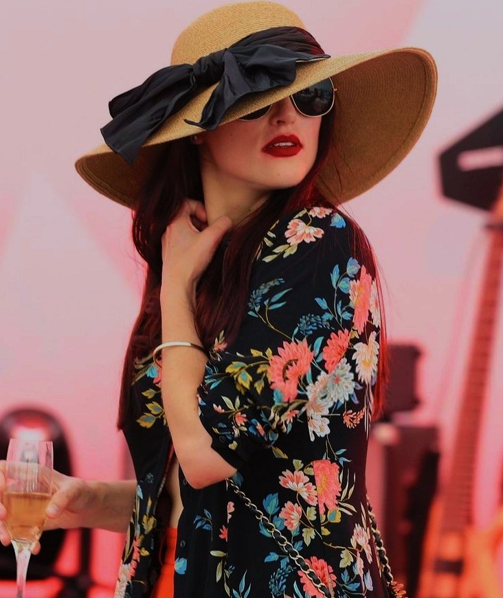 𝕸𝐀𝐃𝐀𝐌𝐄 𝕳𝐘͟𝐃͟𝐑͟𝐀. | ᴀɴɴɪᴋᴀ ᴏʟᴅ!ᴀᴜ. tweet media