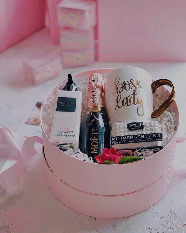 𝕸𝐀𝐃𝐀𝐌𝐄 𝕳𝐘͟𝐃͟𝐑͟𝐀. | ᴀɴɴɪᴋᴀ ᴏʟᴅ!ᴀᴜ. tweet media