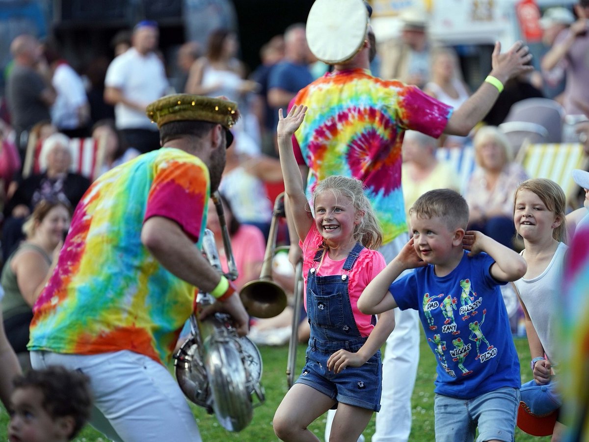 📢✨Fantastic news! The county has got the go ahead for an enhanced three-year programme of world-class events and community led activities. <a href="/DurhamCouncil/">Durham County Council</a> has pledged £2m towards the plans.

Click here to find out more: shorturl.at/qvDY3 

#DurhamCultureCounty