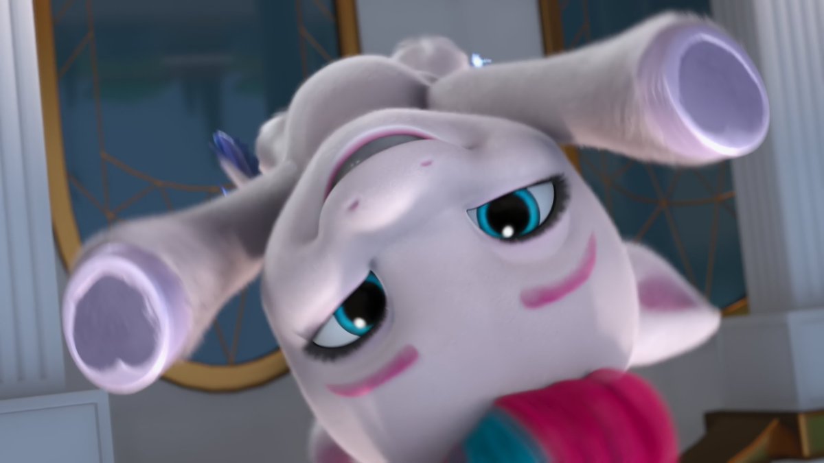 comfortzipp's tweet photo. Soaring towards her dream 🤍🪽 https://t.co/xIYoMAwX97