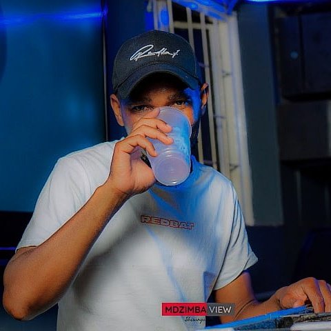 Matenten_dj's tweet photo. #NewProfilePic https://t.co/WcBtrpnpWe