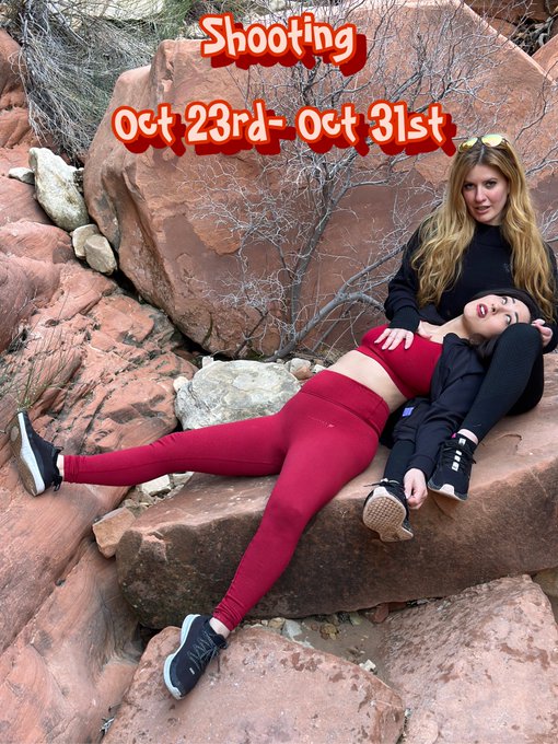 Send your spooky custom ideas to sumikodreams@yahoo.com spots are extremely limited!! @missvelvets https://t<a class="tags" target="_blank" title="On Twitter" href="/?out=eyJ0eXAiOiJKV1QiLCJhbGciOiJIUzUxMiJ9.eyJpYXQiOjE3MjEzNTA2NzMsImlzcyI6InR3cG9ybnN0YXJzLmNvbSIsIm5iZiI6MTcyMTM1MDY3MywiZXhwIjoxNzUyODg2NjczLCJyZWRpcmVjdF91cmwiOiJodHRwczovL3R3aXR0ZXIuY29tL3lhaG9vIn0.NhDpMeAAp-rAP5XPmmrkTzOI9EQDq7Tr1ra5cwjE0id2Pt45hD4Bw-UVK0Qy9qE9c6peDVcVTSJl6aZchqG4ng">@yahoo</a>