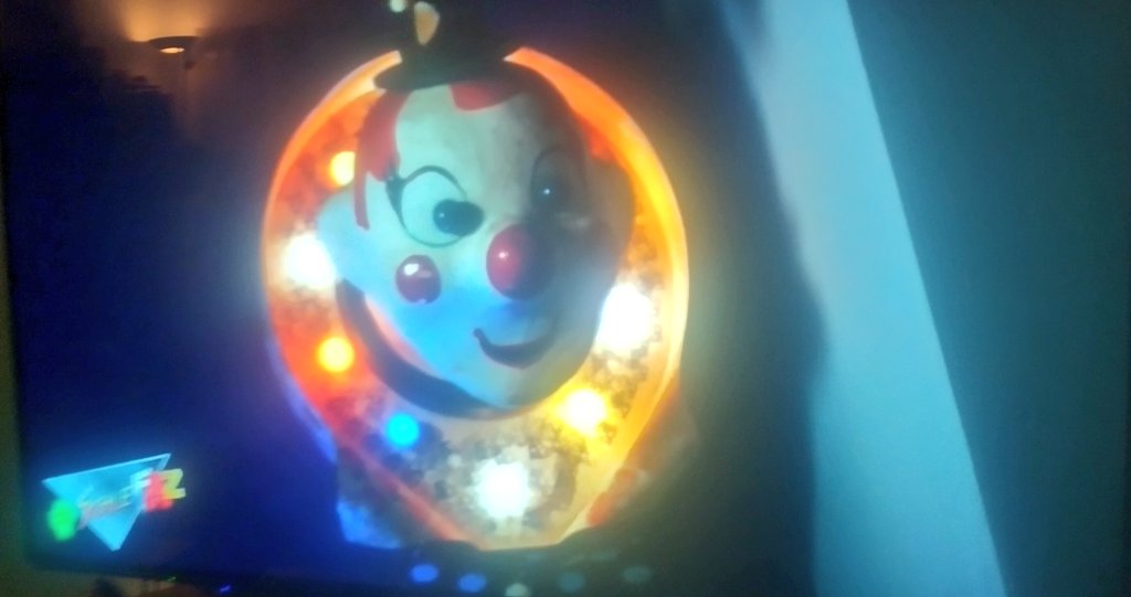 moxi06's tweet image. #SchleFaZ #WirSindSchleFaZ #Dollman "Dollman versprich mir du wirst den Schlefaz hier beenden ja Du und Dieter- Norbert Jones ! Siehst du Dollman ich bin nicht verrückt ...Schnapp Sie Dir Dollman ! "