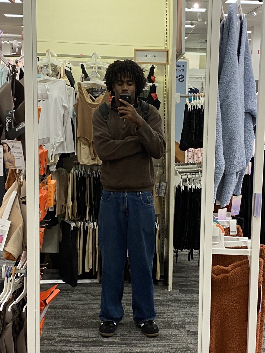 fly Sht Only tweet media