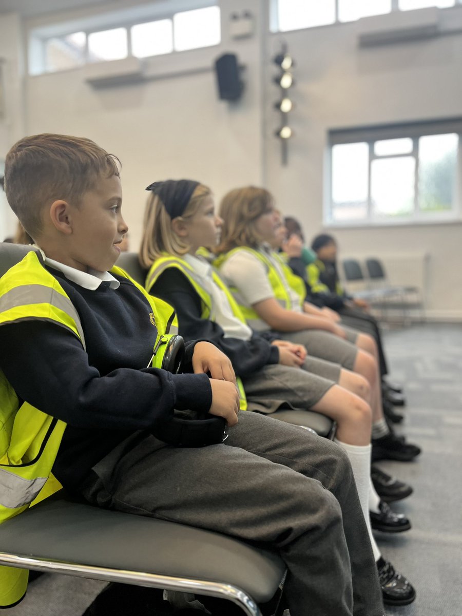 RockliffeManor's tweet photo. Year 4 had an amazing visit to Slade Church today! They explored the significance of churches for Christians and went on a tour of the building, ending with a glimpse of the area where people get baptised. Huge thanks to Slade Church for welcoming us! 🏛️🙏 @IPAT_Edu https://t.co/CsBSTn6DRR