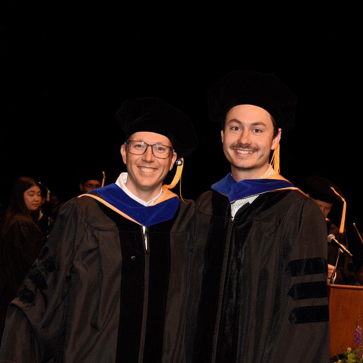 jeremywrnr's tweet image. Life update: I&apos;ve graduated from UC Berkeley and will start work at Apple in Cupertino as an ML Engineer on the Video Computer Vision team with @xiaoyiz_uw later this month. Thanks to the many mentors (esp. @bjo3rn), supporters, and friends who helped along the way!