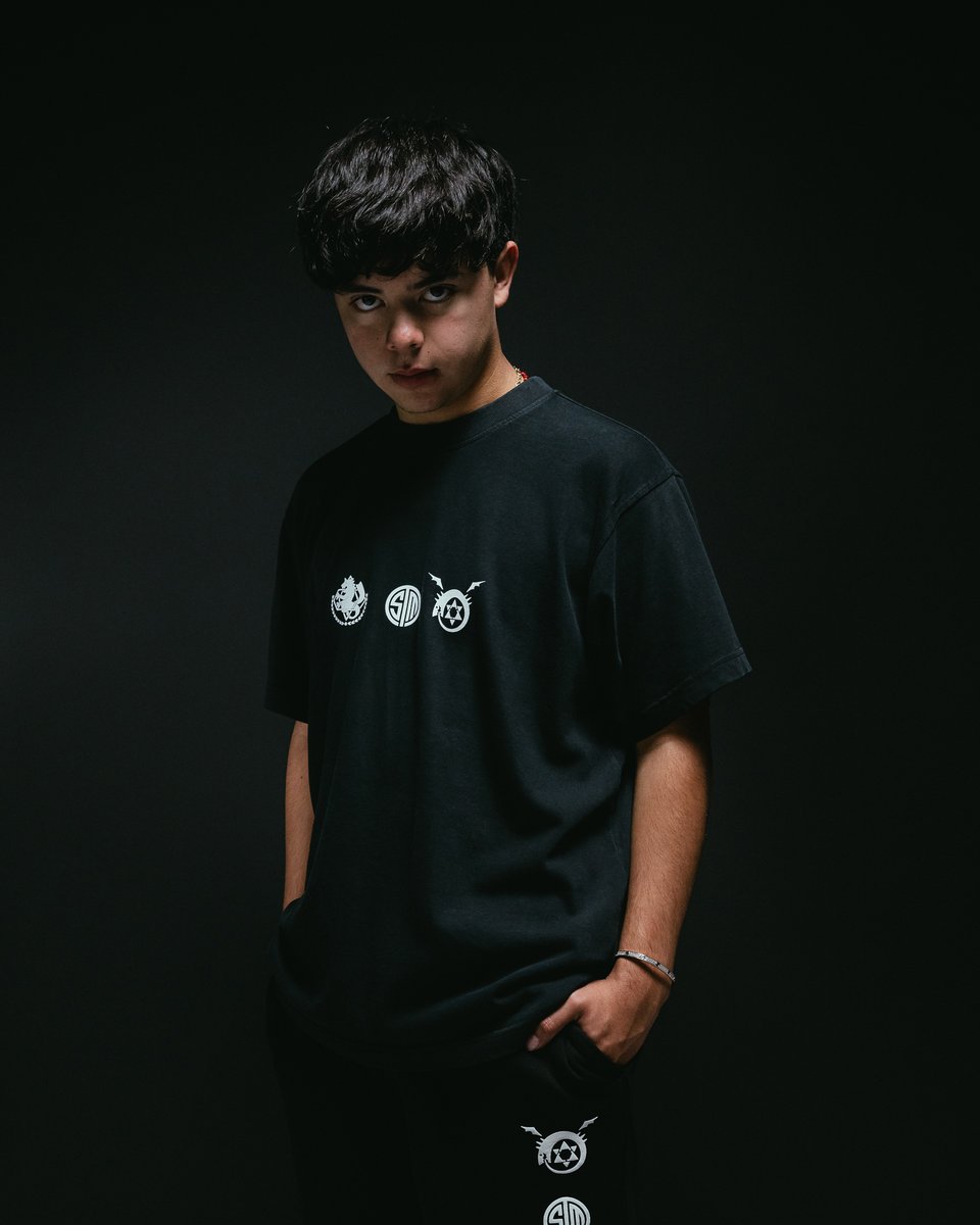 TSM's tweet photo. "All things in this world are connected."

#TSM x Fullmetal Alchemist: Brotherhood

Full Chapter 1 collection available now.