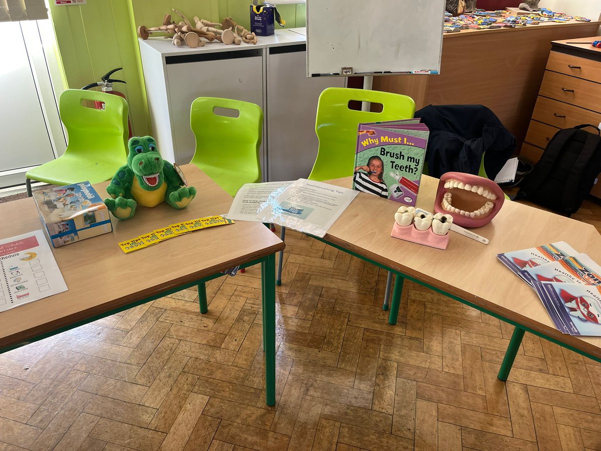 JayneAshby6's tweet photo. Busy Thursday in the @Doncaster_SN travelling across #doncaster @IntakePrimaryAc @DeltaTheLaurel .. talking all things dental, sleep and hidden sugars .. variety really is the spice of School Nurse life. Thanks to both schools for valuing our work and the health of your students https://t.co/WDzMbboqOo