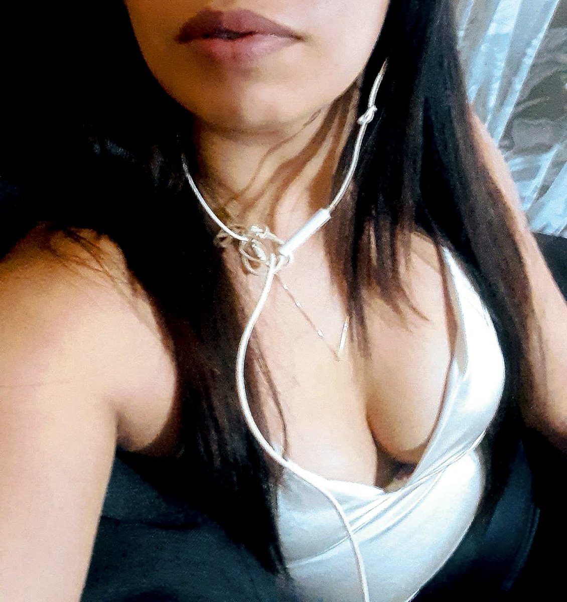 CirseSaumell's tweet photo. Soy nueva por acá💖
Deseo conocer lugares diferentes.... Últimamente las cabinas y cine erotico @CineRioMx me respiran la nuca 🤣🥵
Saben como es la dinámica o algun lugar que recomienden?
Como chica sola puedo ir?
#chicasola
#Voyeur
#exhibit #sincompromisos #Tendencias #rt https://t.co/4iLg7knusq