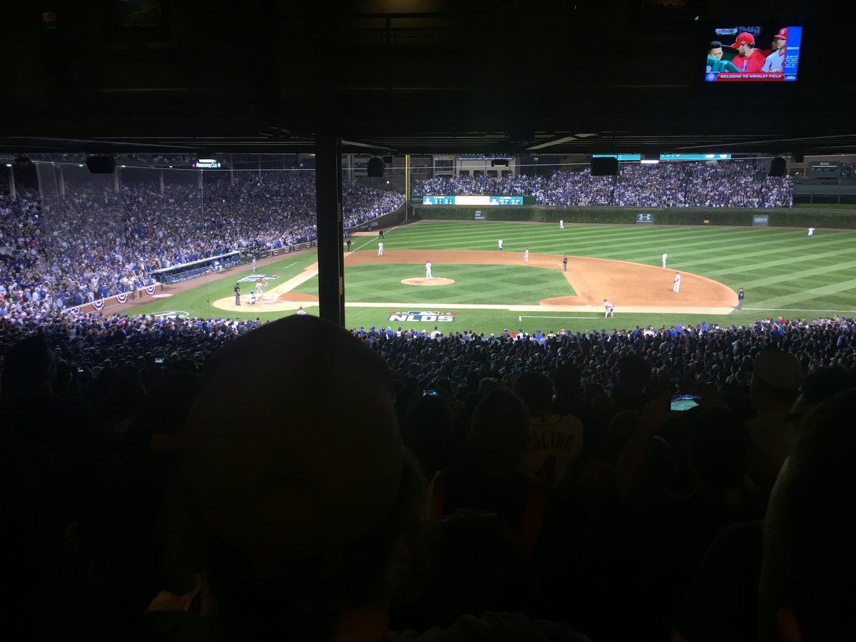 Red_Revolution's tweet image. I was there. It was awesome! Cubs mashed on Wainright… such a good memory!