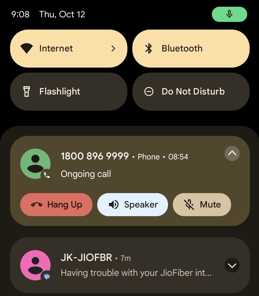 anish_KP20's tweet photo. @reliancejio @JioCare @JioNews 
Jio fiber down from the last 2 hours at Greater Noida West.
Internet not working.
And your executives are not picking calls.
Poor service.
Pathetic
#jio https://t.co/uCd6u3o875