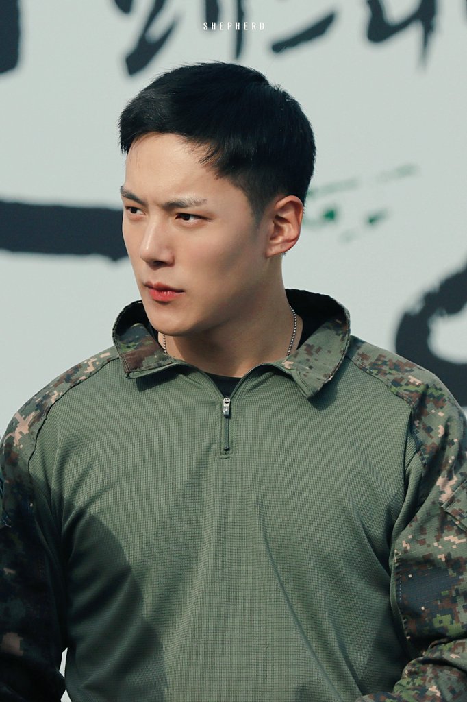 milemxbeby's tweet image. 🥹😭😭😭😭
#mbbselcaday
#mbb #monbebeselcaday
#MINHYUK