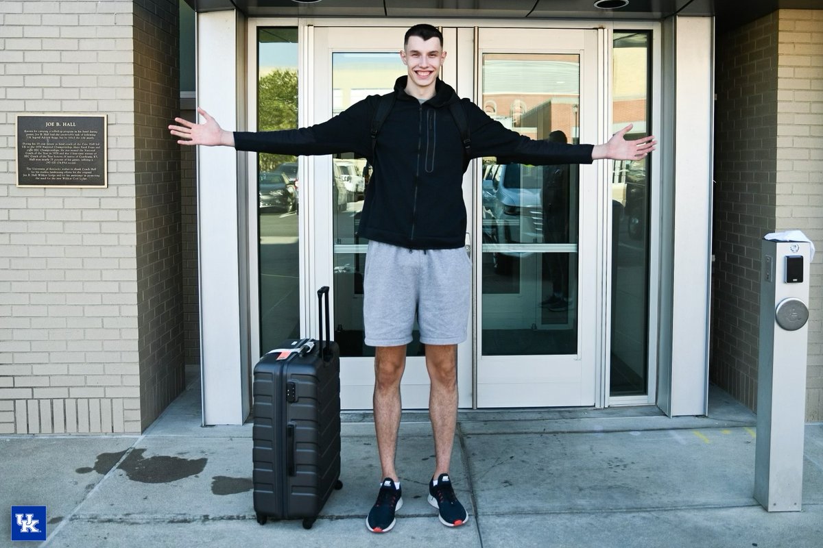 KentuckyMBB's tweet photo. Welcome to #BBN, @zvonimir_ivisic https://t.co/o3thewq8jm