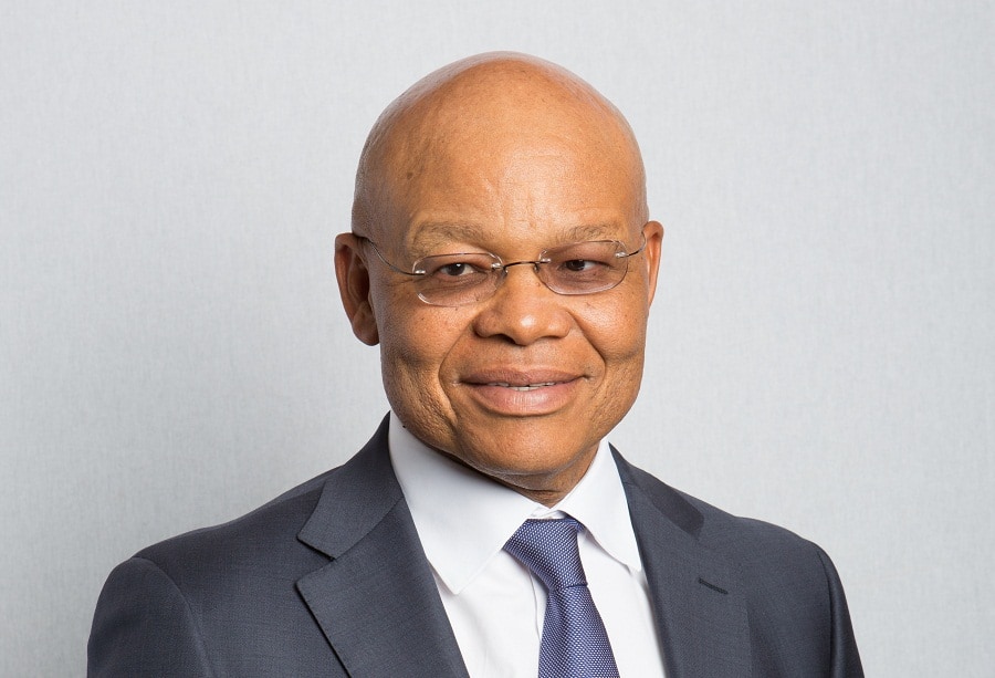 Highest Paid CEO: Banking 🇿🇦 Investec Group CEO Fani Titi received a significant pay increase for the 2023 financial year. His total remuneration was R178-million, making him the highest-paid CEO in the banking sector. That's roughly R487 000 per day. #AskAsanteOnBoards