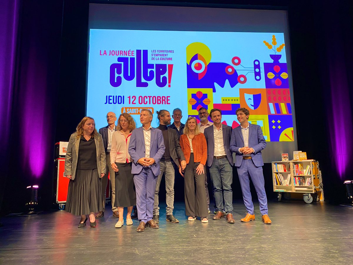 Powerful_Panda's tweet image. 📚🎨🎻 Les initiatives culturelles qui redynamisent les territoires étaient à l'honneur aujourd'hui à #SaintDizier
Les #IdeasBox &amp;amp; #Microbiblis de @BSF_Inter étaient en bonne cie avec Demos, Muse, Microfolies...
La #culture pour toutes &amp;amp; tous c'est partout et c'est maintenant !