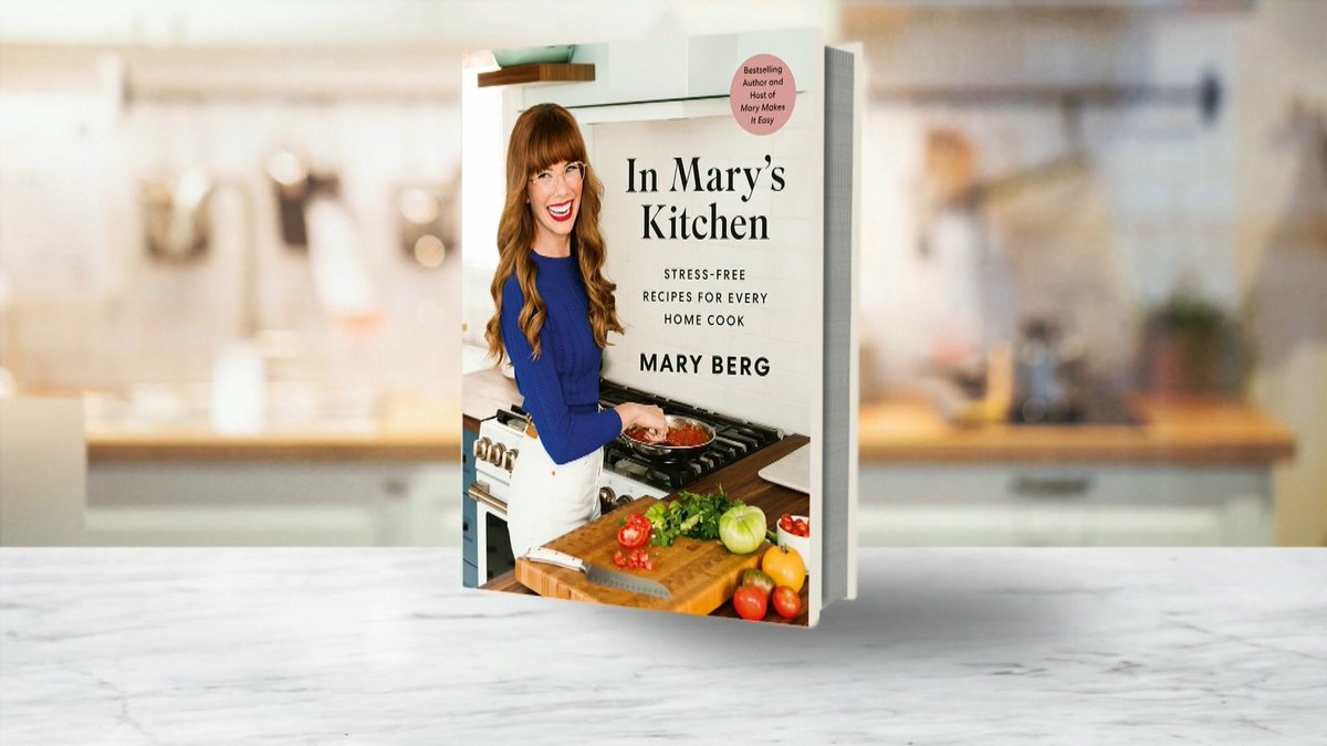 “The Good Stuff’s” Mary Berg joined us today to chat about her new cookbook “In Mary’s Kitchen”. She'll also be in Calgary next week for @WordfestTweets ➡️calgary.ctvnews.ca/video?clipId=2…