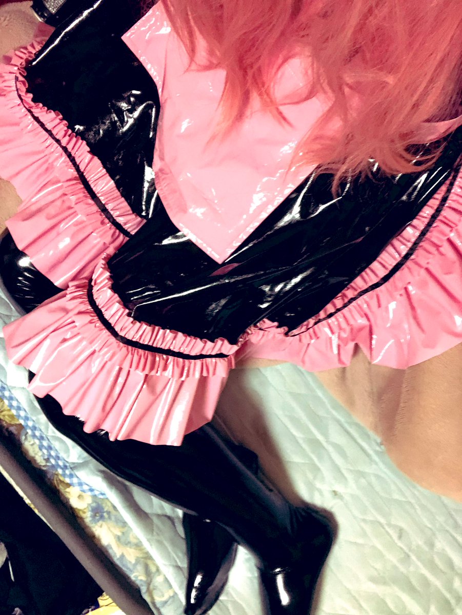 erena2828's tweet photo. #男の娘
#女装
#女装男子
#偽娘
#女装男子と繋がりたい
#crossdresser
#女装コスプレ好きと繋がりたい

今日は��ッチな光沢のつるてかメイド服っ

あなたの好みの女に作り替えてくれるご主人様がほしいよぉ💖 https://t.co/b5GuRDuMnE