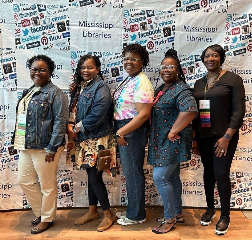 MSLibraryAssoc's tweet image. Share your photos with us via the Whova app or by using #misslib2023
We want to see your smiling faces!