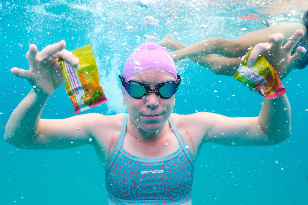 When in tropical paradise, the tropical chews go everywhere with us 🏝️

We had a blast at the @feistytriathlon Underwater Photo Shoot yesterday! No OMG Energy Chew was left un-eaten.

Happy Kona week, everyone! #WatchTheWomenOfKona 🌺