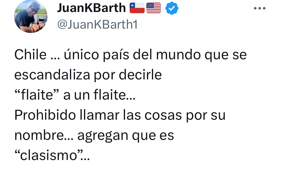 Banco_Falablla's tweet photo. @desbordes El tipo es un flaite de tomo y lomo así que deja Mario de mezclar conceptos y con hinchada  alba que no tienen nada que ver con la condición del subnormal indultado y premiado por el presidente Boric. https://t.co/Rw5I0cguS2