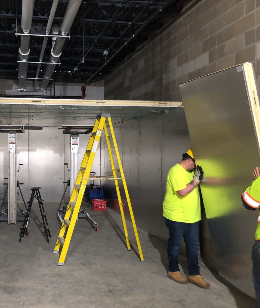 rapids_design's tweet image. New walk-in coolers being installed at West Dubuque High School in Epworth, Iowa. Rapids is experienced with all sizes of walk-ins. Reach out to us today if you have any questions!

#RapidsFoodservice #commercialkitchen #schoolkitchen