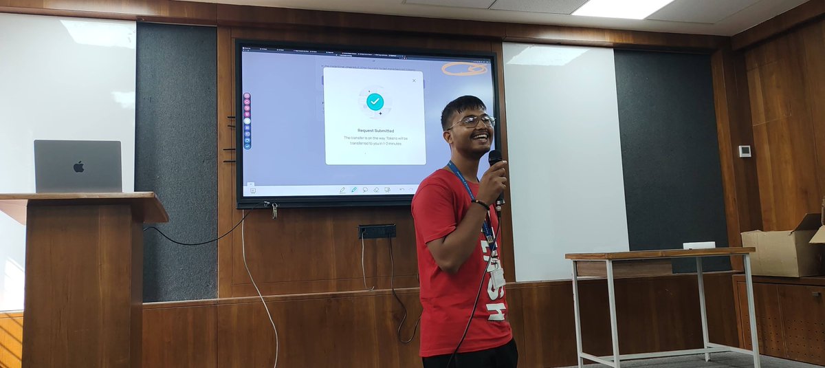 AbhinnVyas's tweet photo. 🚀 Just wrapped up a mind-blowing Web3 workshop by the brilliant team at @gdsc_pu!

From a beginner's guide to Web3 to diving deep into the practical aspects, this session had it all. Hosted by a pro @MehtaRaaghav who made it all so interactive and engaging. 👏

Keep Reading...💡 https://t.co/QAJ1dLCH0q