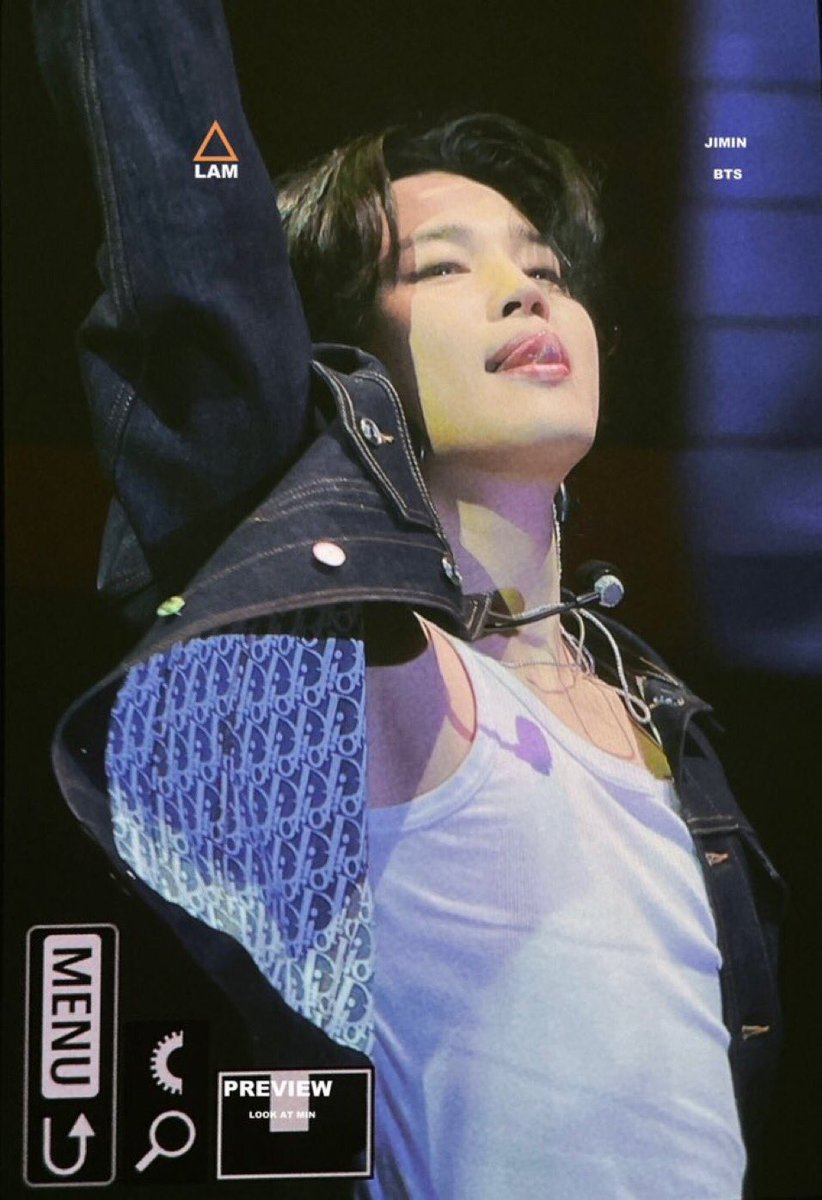 minyoonsmochi's tweet photo. Happy Birthday to our Cutie Sexy Lovely Jimin 💜
#HappyJiminDay
#OurBelovedJimin
#AngelofOctober
#1013Blessing
#28YearsofSerendipity https://t.co/bq1hV68zdb