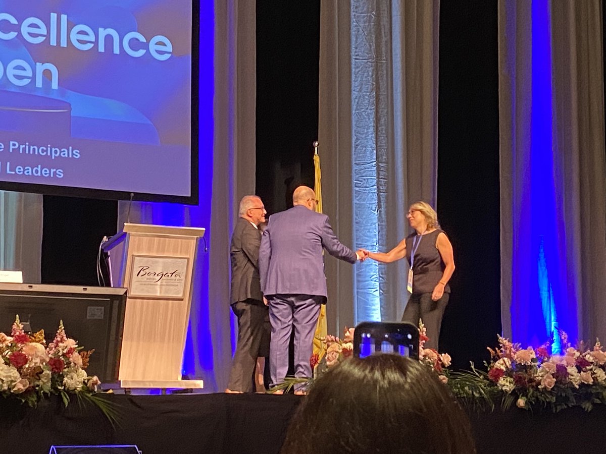 Maureen Hayes tweet media