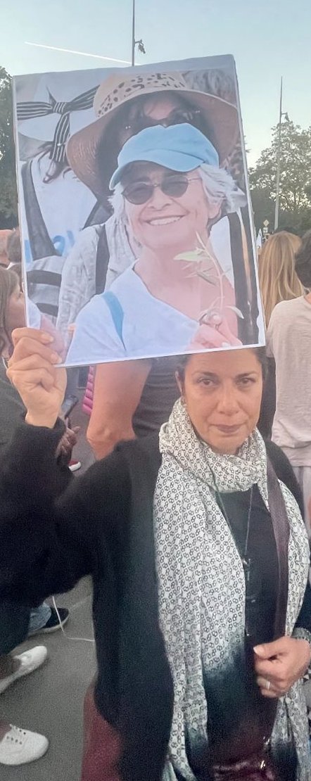 B8 of Hope tweet media