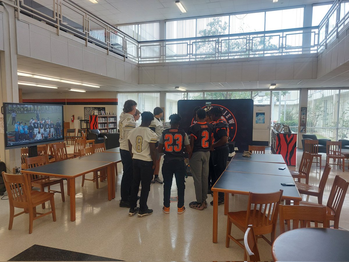 South View Athletics tweet media