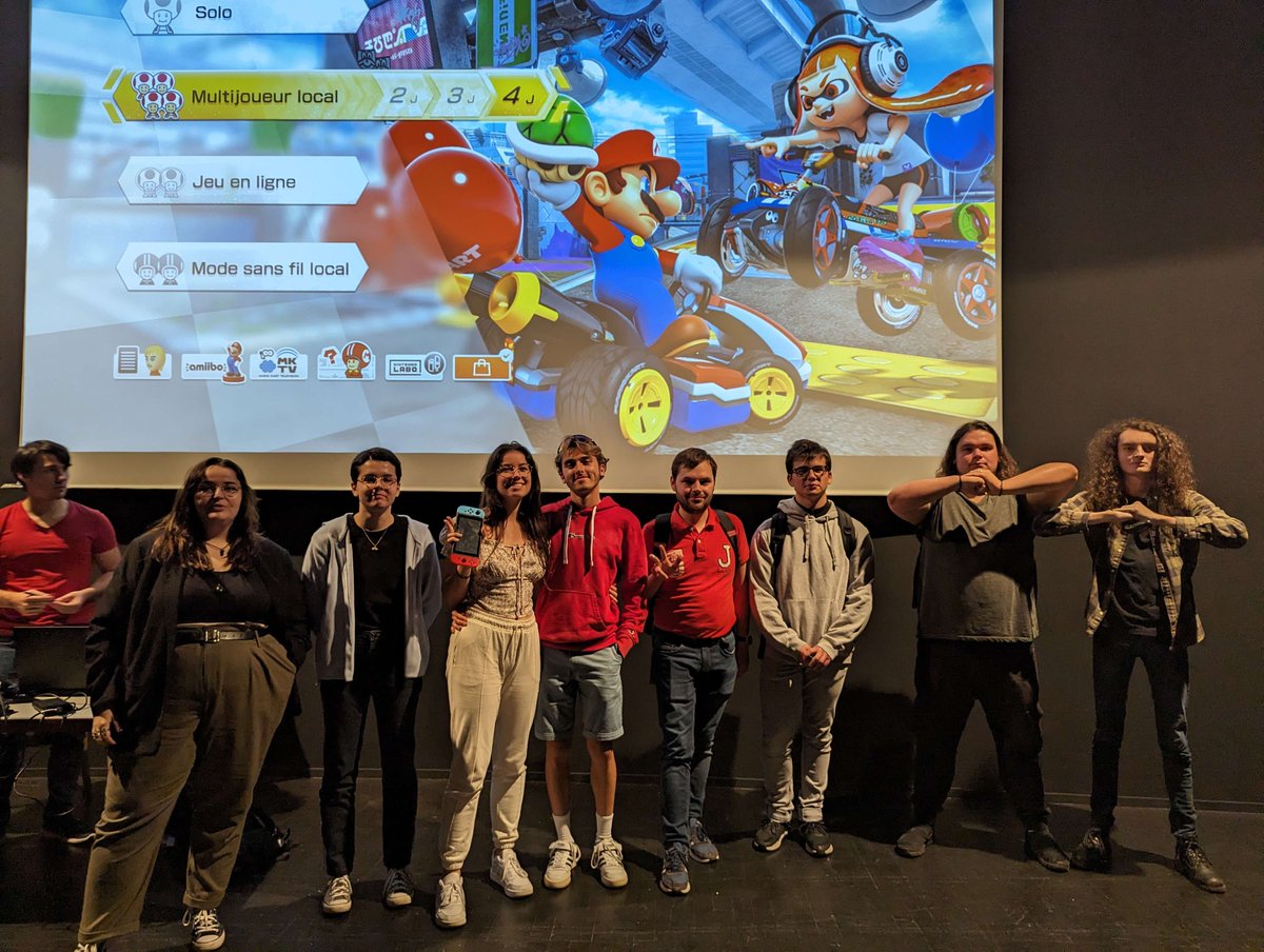 Lundi soir avait lieu notre tournoi Mario Kart organisé dans le cadre de la SOIRÉE JEUX de la maison des étudiants 🏎

Bravo à la Team Carpe qui remporte le tournoi 🏆

Un grand merci à la <a href="/CaenMDE/">Maison de l’Étudiant</a> pour l'accueil et la mise à disposition du lieu ☺