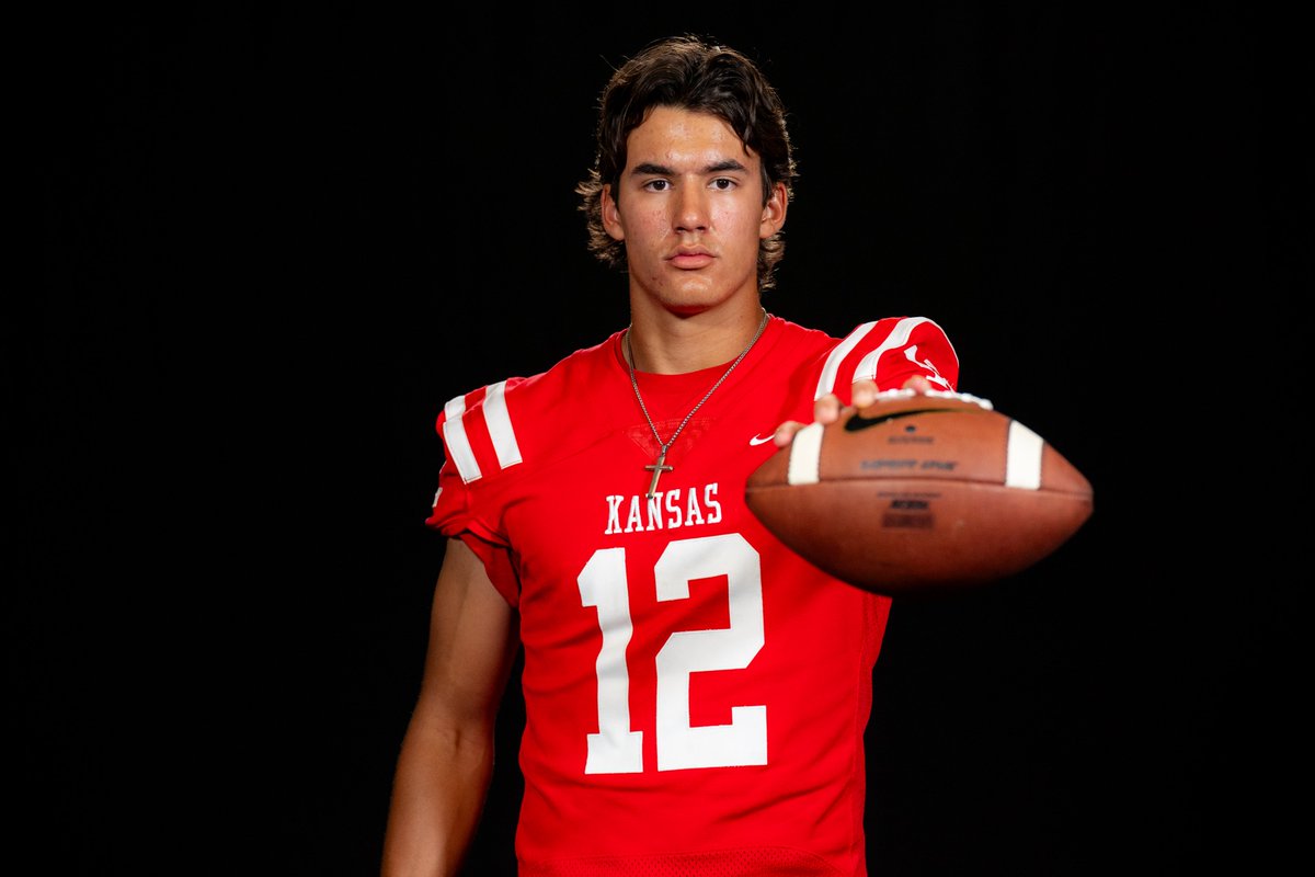 Player To Watch: <a href="/seneca_steele/">Seneca Steele</a> - QB - @CometsKansas 
In One Of The Top Games This Week, Steele Leads Unbeaten Kansas Against Unbeaten Kiefer In A Top Ten 2A Showdown. #OKPreps 
Full Breakdown: prepredzone.com/2023/10/week-s…