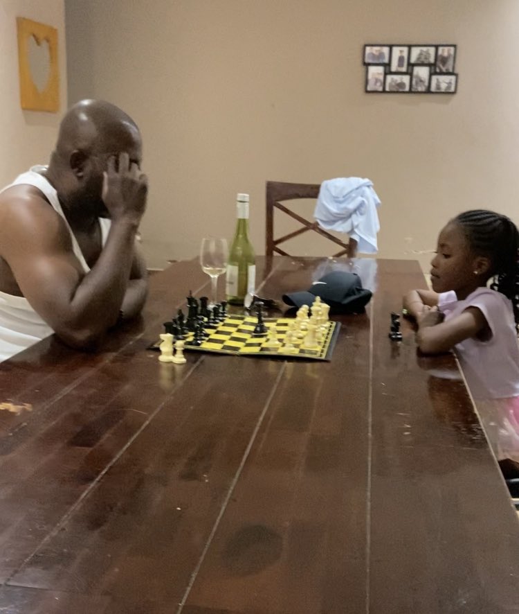 @NAMDIANAM I play chess with my niece (the one in the middle) and she is gifted, she is really good, a diamond 💎 

Thanks for the sponsorship. Truly appreciated.