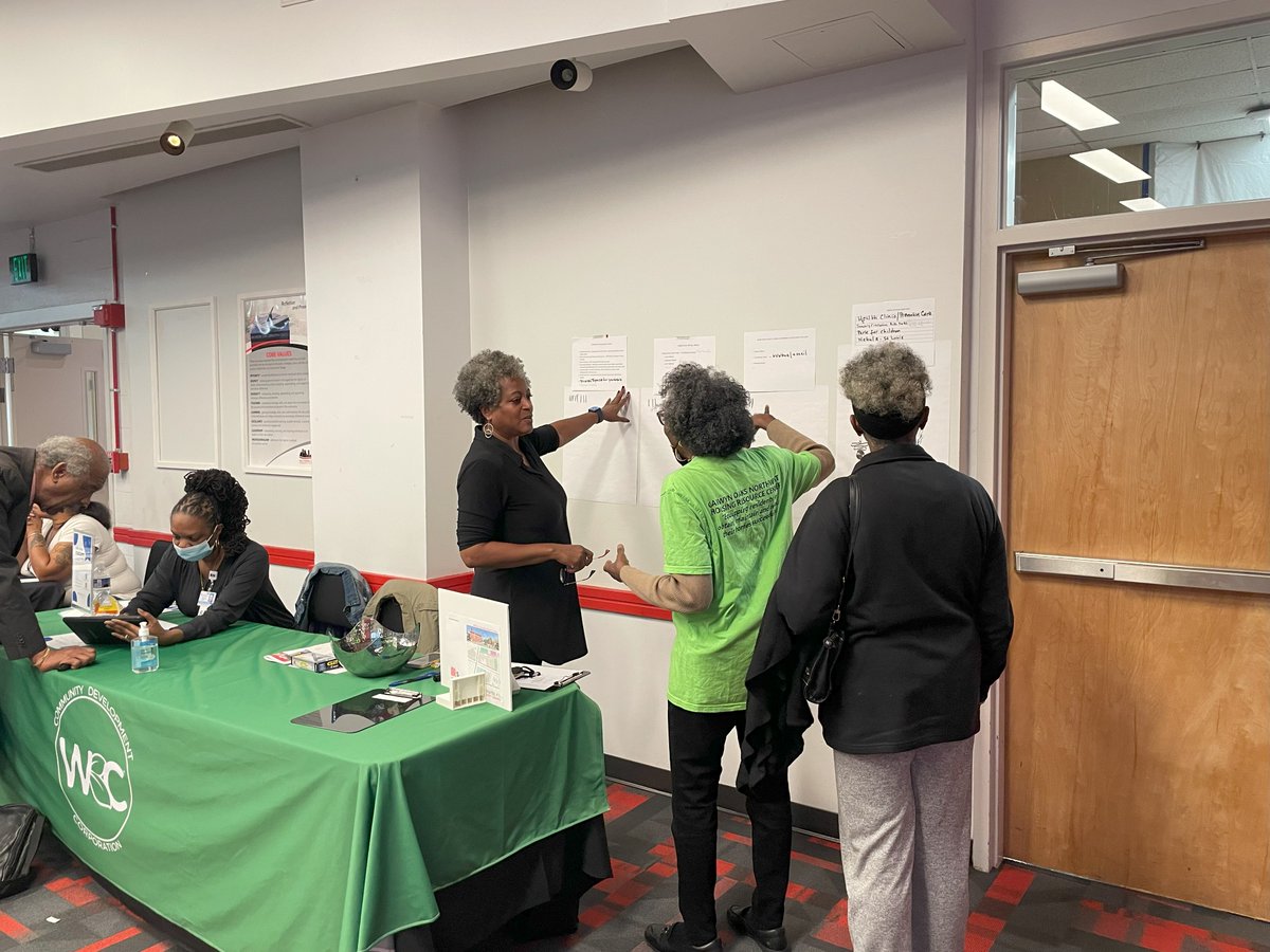 HNIBaltimore's tweet photo. Thank you to all who came to the third Liberty Coalition of Neighborhoods event (LCoN). It was great to have the resource fair to provide information and helpful tools to residents of 14 Baltimore neighborhoods. See you at the next LCoN on Nov 30th.
#HealthyNeighborhoods #Liberty https://t.co/noku6xiNpa