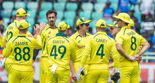 indiansailor123's tweet photo. AUSTRALIA has lost 4 consecutive matches in ODI World Cup
- something happened for the first time in the 48 year old tournament history.

First two matches in 2023
💥Bundled out for 199 runs and India won with 6 wickets in hand
💥Lost to South Africa by 134 runs

Their last two matches in 2019
💥Bundled out for 223 and England won with 8 wickets in hand
💥South Africa won by 10 runs.

#australia #southafrica
#WorldCup2023 #staraikelungal