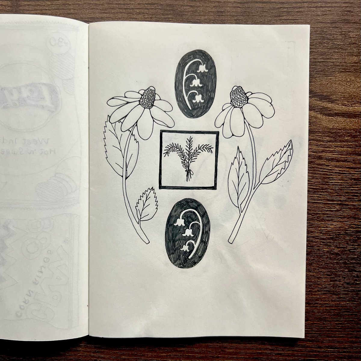 FlCTIONALSTATE's tweet image. #peachtober23 day 5 - sprig