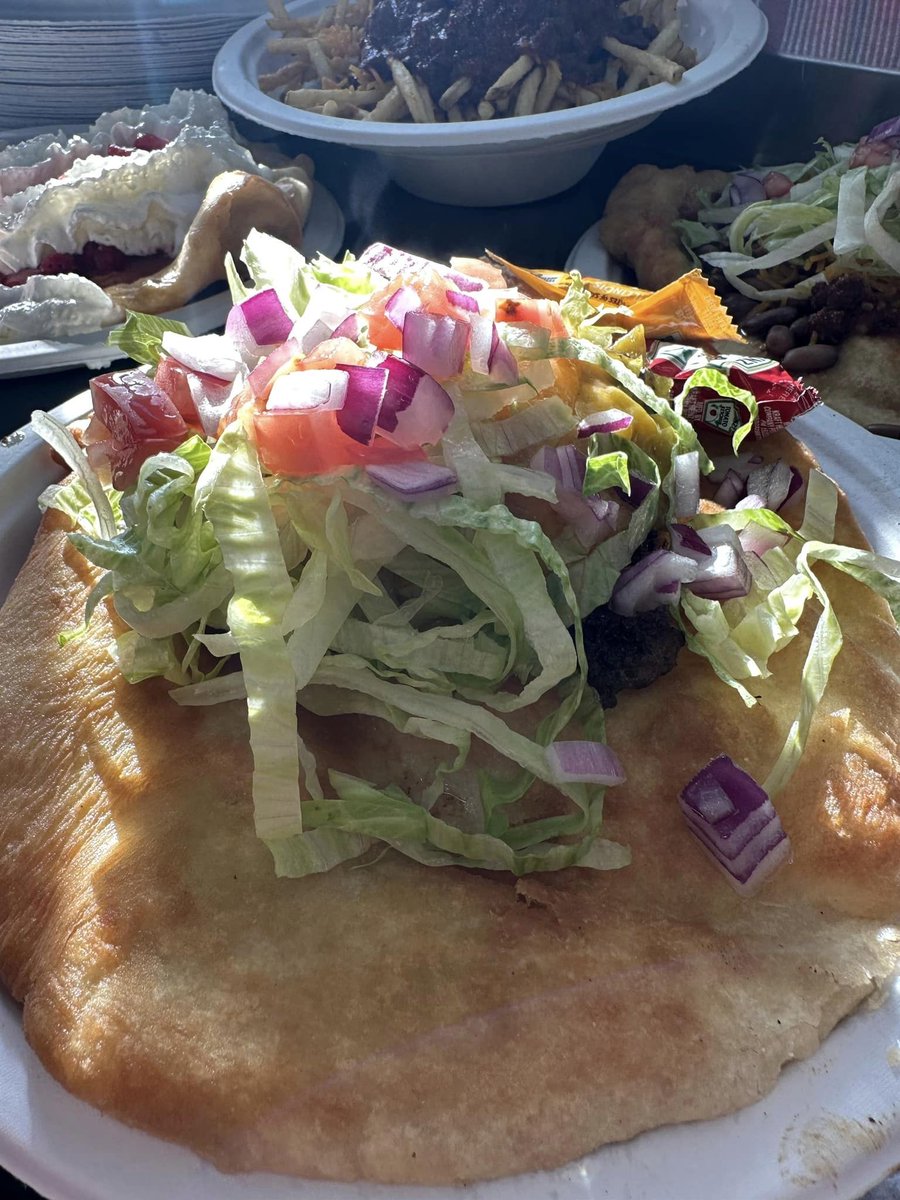 🌮🍔 Hungry for a Halloween treat? Join us on 10/31 at our Halloween #ArtWalkSantaFe and enjoy the mouthwatering delights from food trucks Gracias Madre and Manko: Native American Fusion, plus trick-or-treat throughout the event. Details: artwalksantafe.com

#santafe