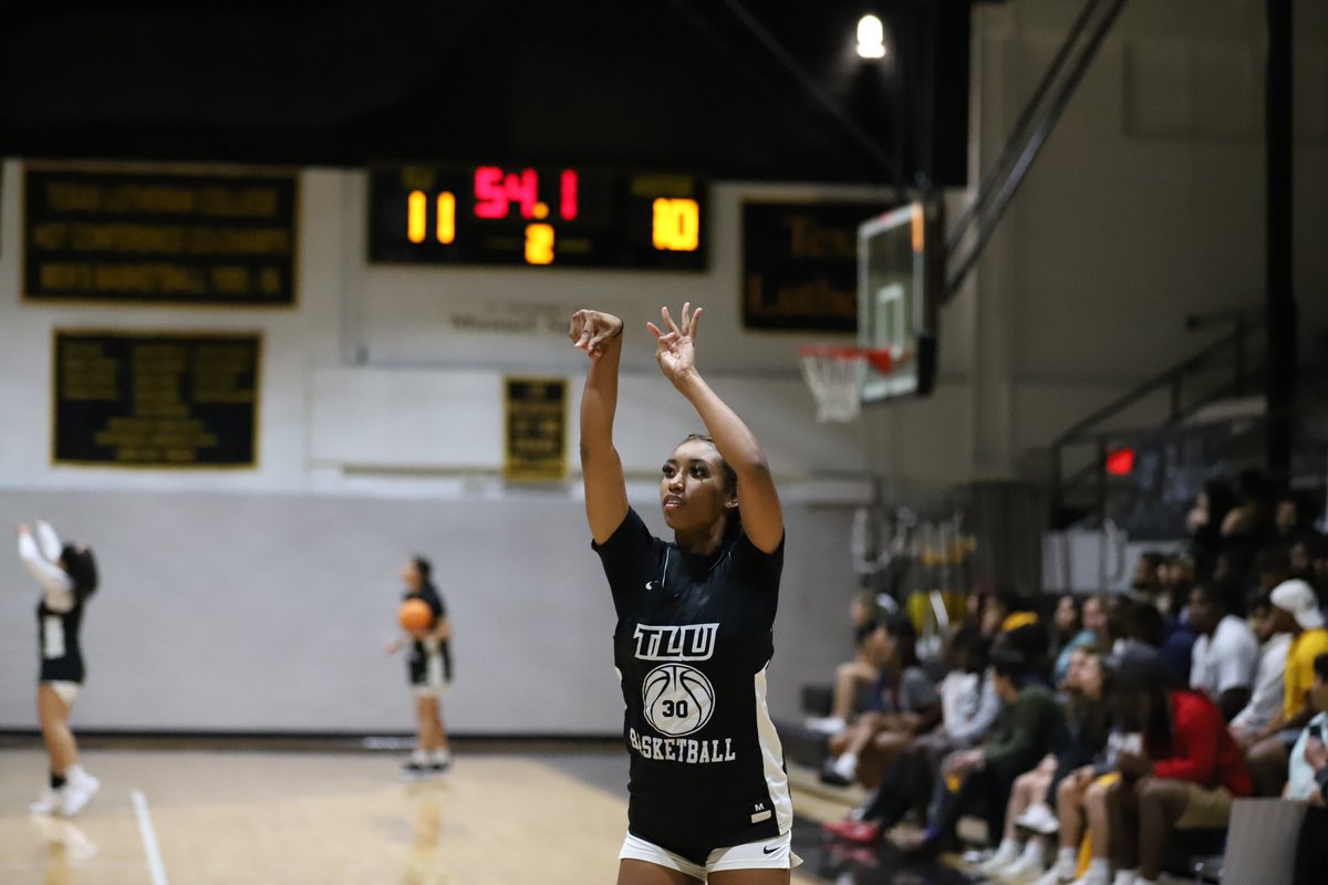 tluathletics's tweet photo. ONE WEEK until #BulldogBash 🐶
.
.
.
We’re close to announcing who’s participating in this year’s 3PT Contest, Skills Contest, Beat the Clock Challenge & Dunk Contest…lineups coming #soon 👀
#TooLiveU | #PupsUp https://t.co/C94oeVaVh0