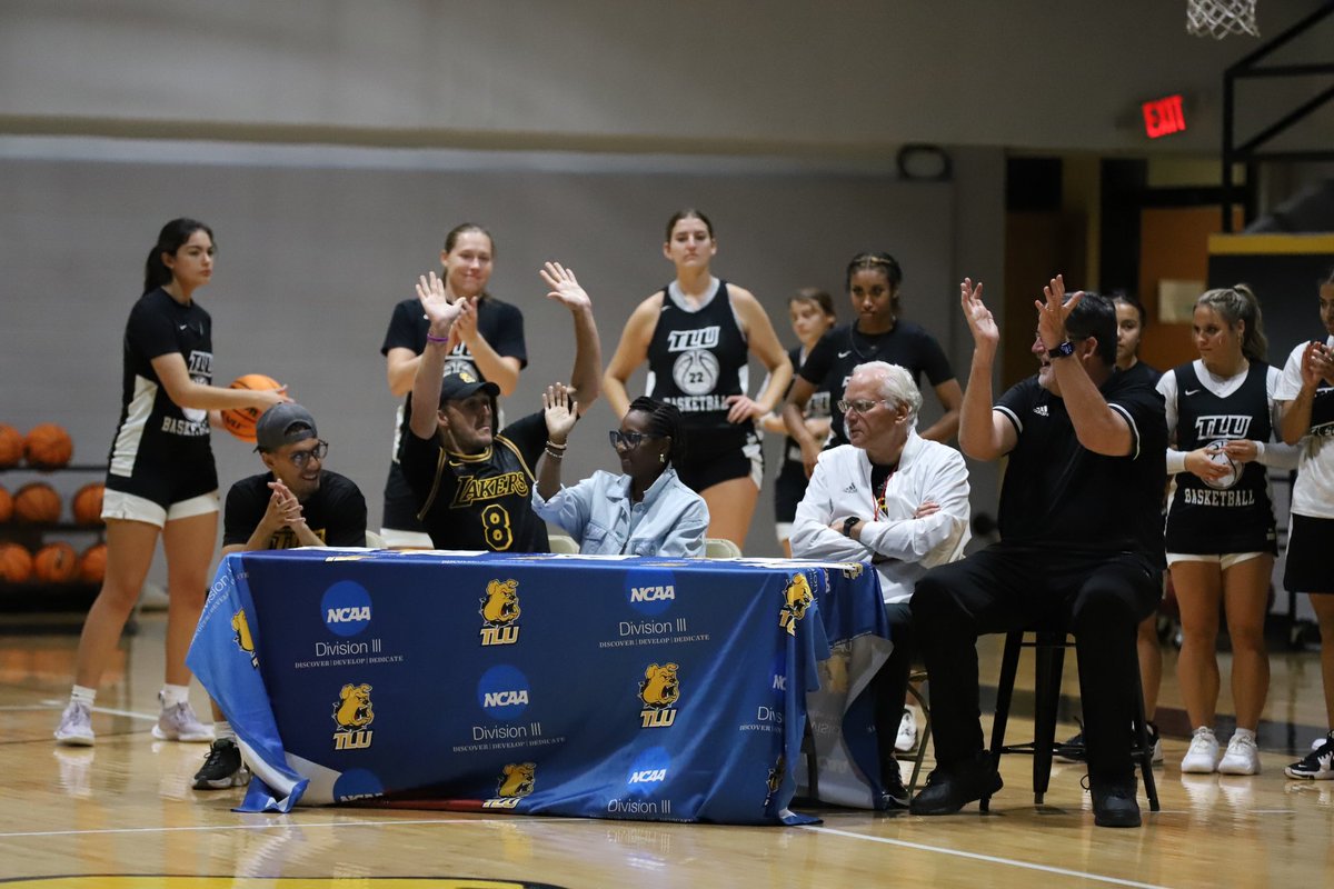 tluathletics's tweet photo. ONE WEEK until #BulldogBash 🐶
.
.
.
We’re close to announcing who’s participating in this year’s 3PT Contest, Skills Contest, Beat the Clock Challenge & Dunk Contest…lineups coming #soon 👀
#TooLiveU | #PupsUp https://t.co/C94oeVaVh0