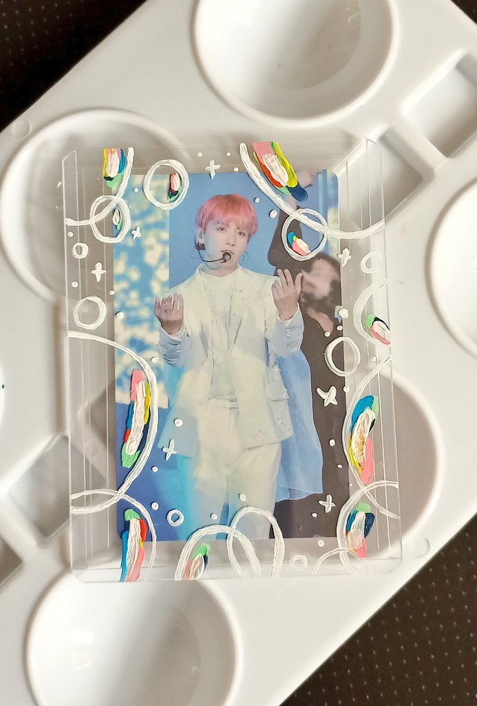 luvvvj4y's tweet photo. wts lfb jk rare pcs 🩷
offer ur price thru dms. lets nego

can tingi but prio getting more sa ube koo &amp; lights

t. bts ph 5th muster jungkook magic shop ubekoo ly sy seoul dvd love yourself speak yourself world tour deco kit dk thomasian euphoria golden rpc random photocard japan https://t.co/AzFLybZpmu