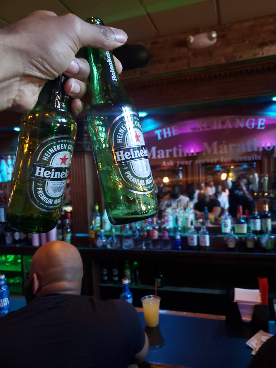 heineken_kat's tweet photo. @Heineken_Exp Fall is a great time to double fist Heineken. So is Winter, Spring, and Summer. 🍻 #Proost https://t.co/7L1DHpaqWg