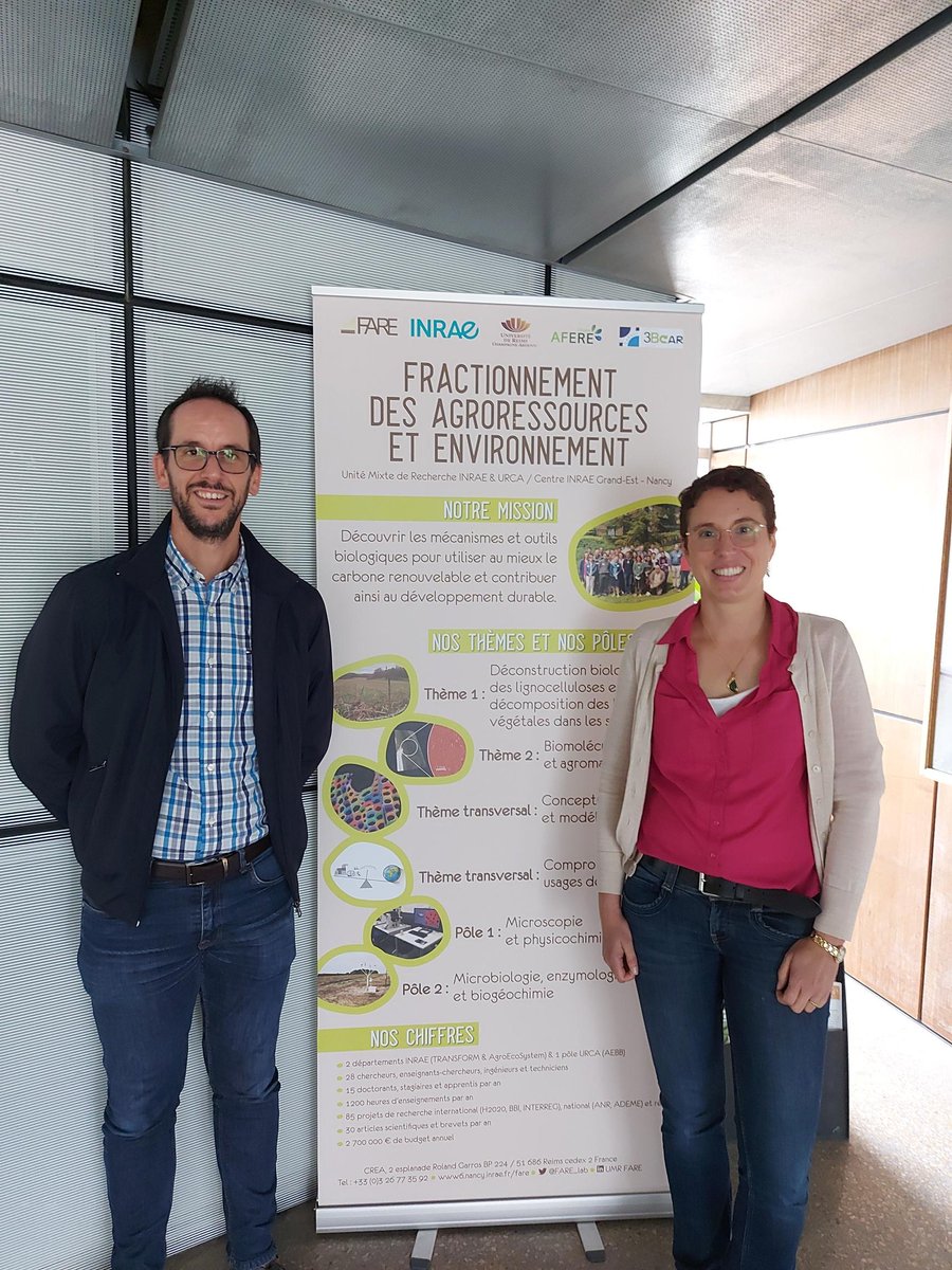 BIOMATA_Int_Lab's tweet photo. Today @Mayer_Laigle @iatela had the opportunity to visit @DrGabrielPaes's lab @FARE_Reims and to give a talk on biomass grinding and opportunities in #BIOMATA - a visit of #EDB facilities on biomass processing was also planned: 🍾for biomass! https://t.co/wdP4PIgGd5