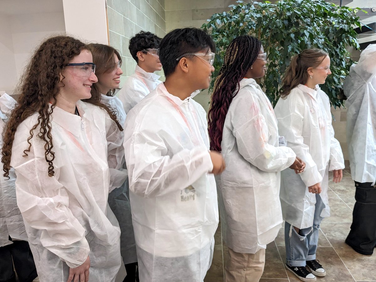 Camb_LaunchPad's tweet photo. And so @sanofi's first project day with Cambridge LaunchPad comes to an end - and it was a huge success! 

Thank you to all the Sanofi staff who made this day possible &amp; the enthusiastic students from @LR6FC &amp; @CamMathsSchool who made the most of this opportunity. #LaunchIntoSTEM https://t.co/T87OK8s6EN