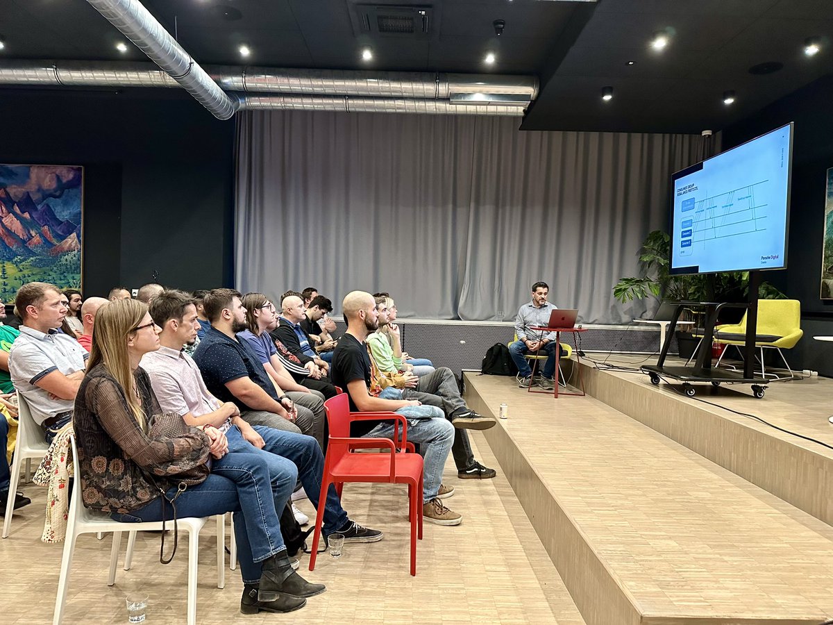ikrnic's tweet photo. Kicking off #Trailblazers meetup #5! Full house at @croz_hr with @buzzgor sharing common pitfalls with Kafka! Shout out to our sponsor @confluentinc, you rock! https://t.co/Pp7HkDPfMm