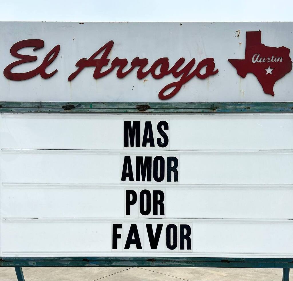 ElArroyo_ATX's tweet photo. We could all use a little love ❤️ https://t.co/2dXD5bx74v https://t.co/ntgAkQ27PZ