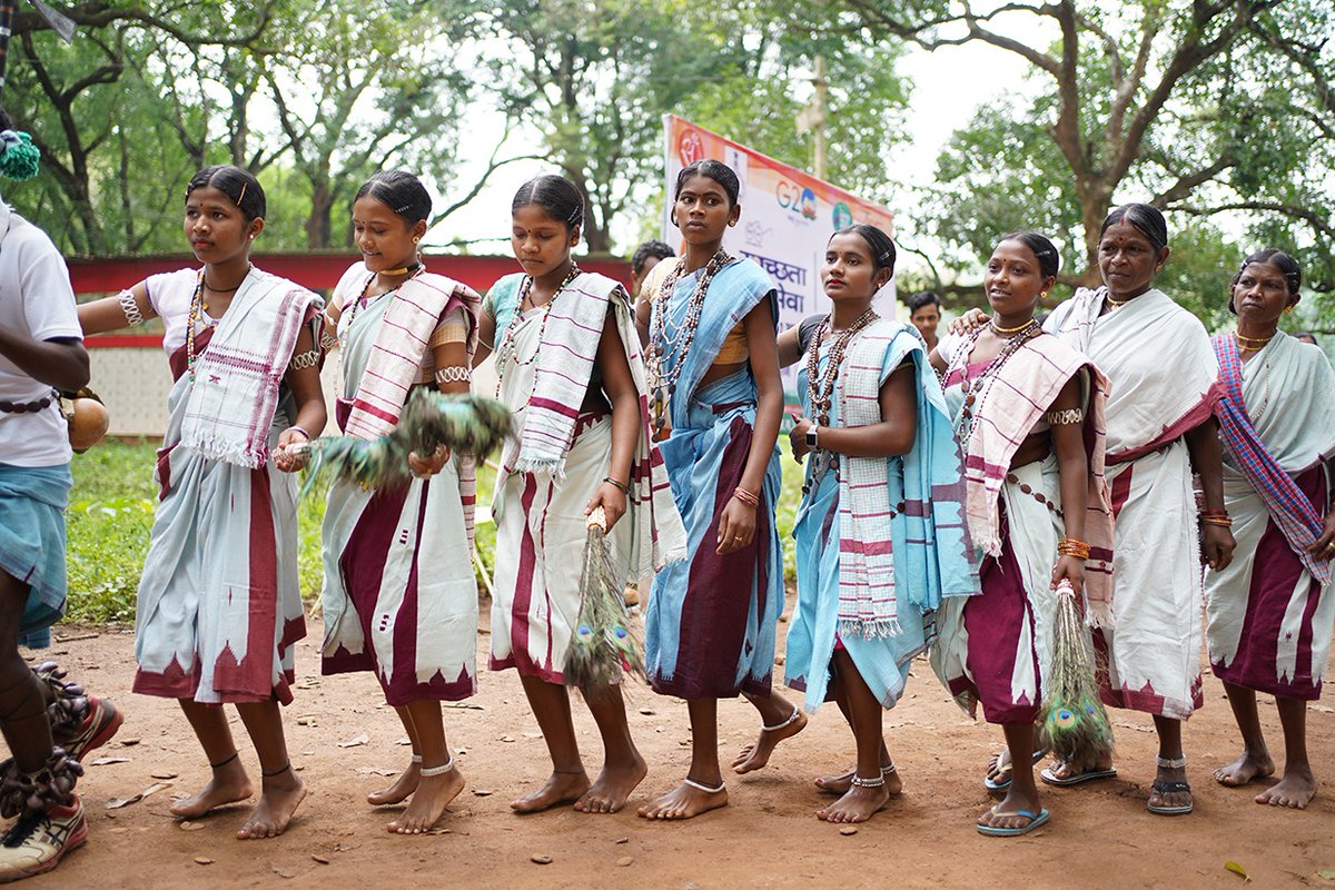Kanger Valley National Park - the amalgamation of nature and culture
It was in 1982 that the area of 200 sq km attained the status of a National Park, which thrived by the Kanger river. The people(Dhurwa tribe) residing in the peripheral areas have been guardians for centuries.