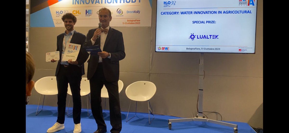 lualtek's tweet photo. 🏆Abbiamo vinto il premio #BFWE Innovation Award 2023 per l'innovazione in ambito #idrico nel settore dell'#agricoltura!
💧☘️ Siamo orgogliosi di contribuire alla sfida globale del #risparmio idrico. Con #Lualtek aiutiamo le #aziende agricole a ridurre il #consumo di #acqua https://t.co/6N3NbeU9qU