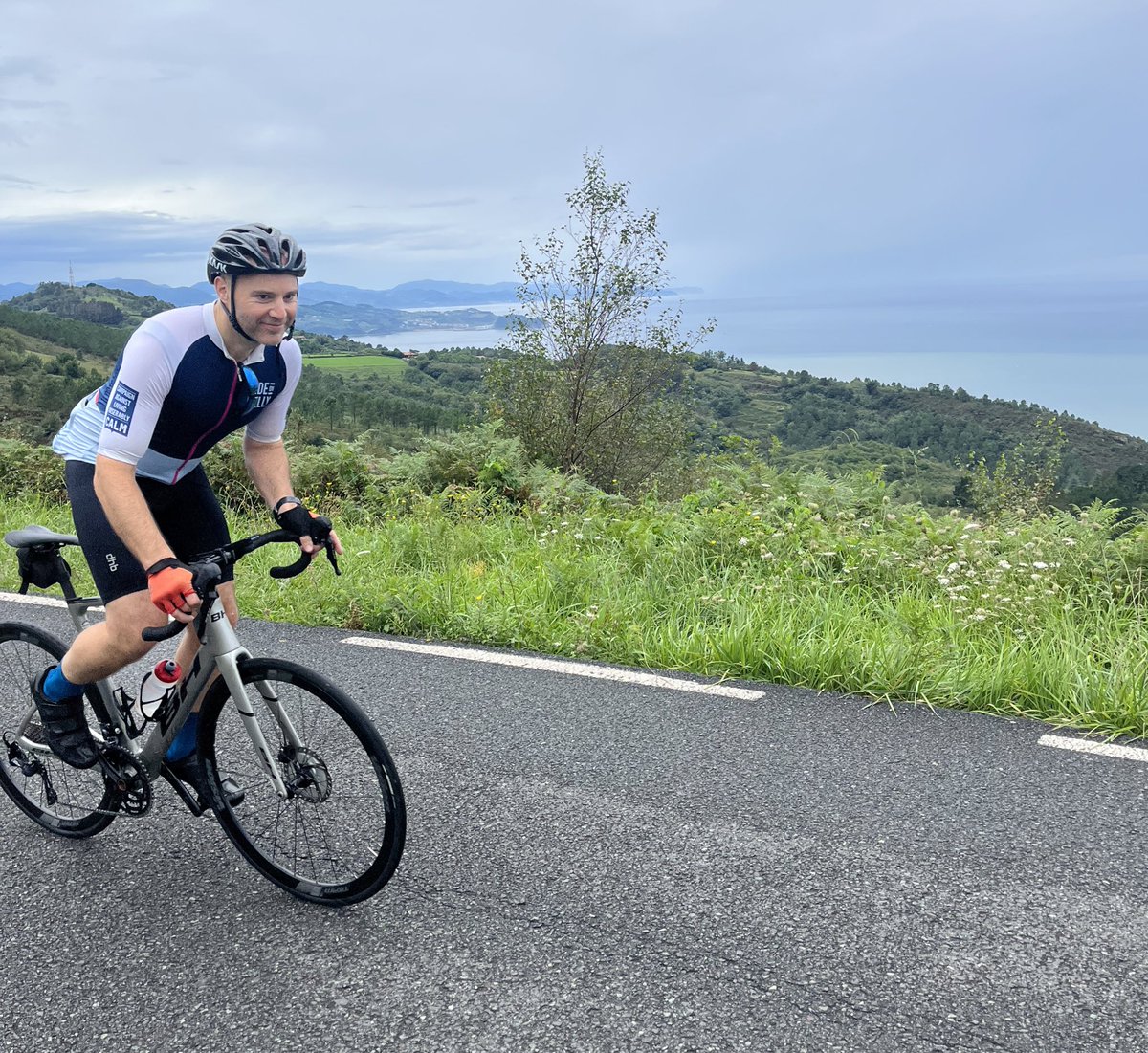 BasqueCycleEsc's tweet image. Looking for a destination for your next cycling holiday? The Basque Country has stunning coastlines, rolling green hills and amazing food. We can help arrange the perfect cycling escape there for you and your friends
basquecyclingescapes.com
#cycling #holiday #basquecountry